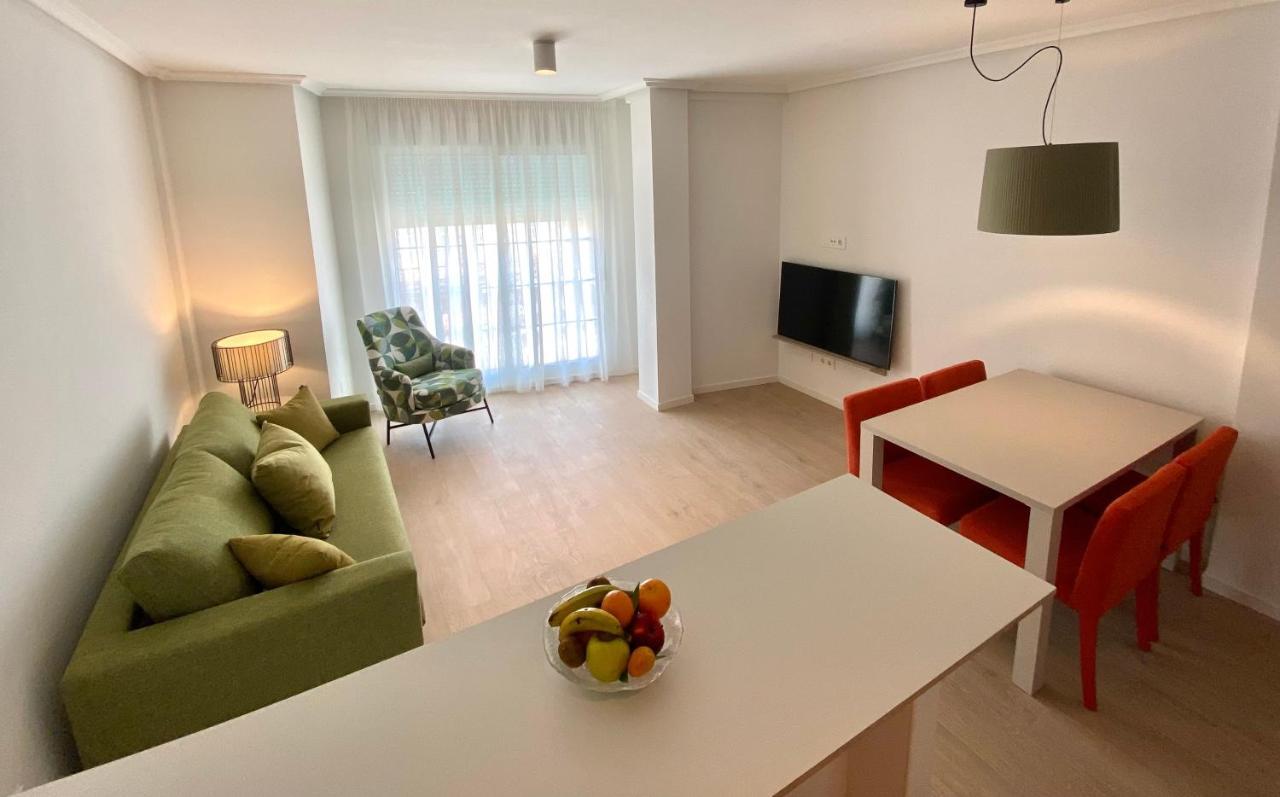 525 Narejos Apartment
